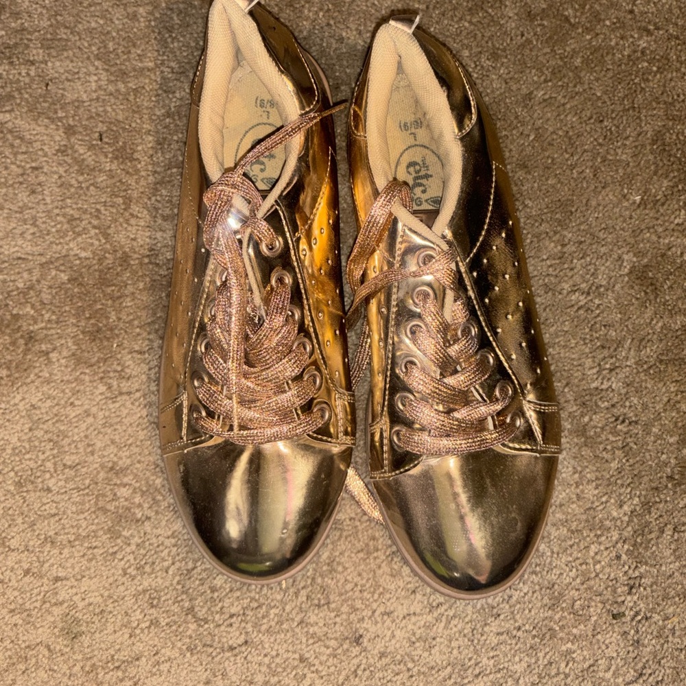 Rue 21 Pink Gold sport shoes size 8 1/2